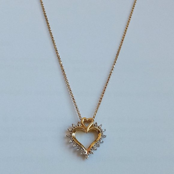 (SOLD) 14K Yellow Gold Heart Shaped x17 Diamond Pendant Necklace - Picture 3 of 13